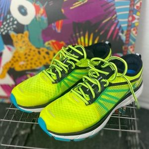 Saloman running shoes
